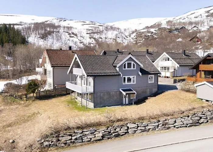 Stor Naer Flyplass, Buss Og * Tromsø